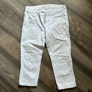 Jennifer Lopez Capris